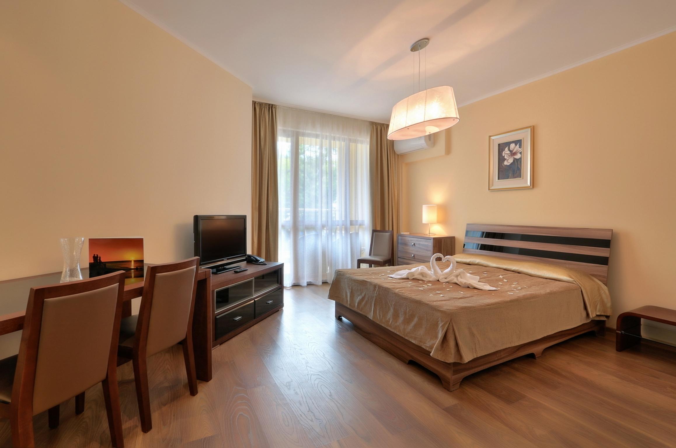 3- Room Apartment In Golden Line Золотые Пески Экстерьер фото