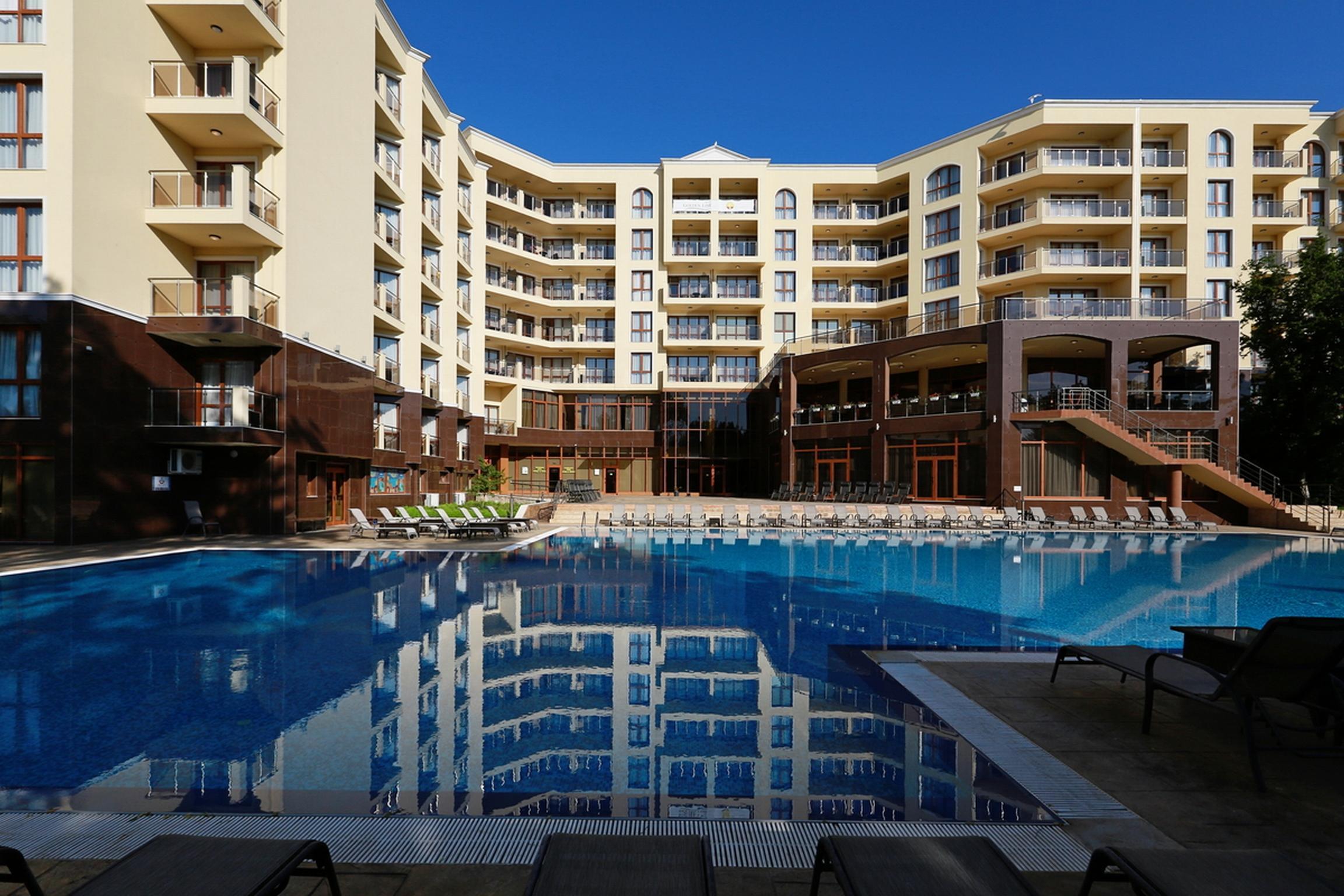 3- Room Apartment In Golden Line Золотые Пески Экстерьер фото