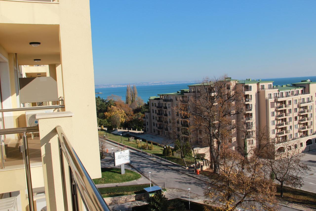 3- Room Apartment In Golden Line Золотые Пески Экстерьер фото